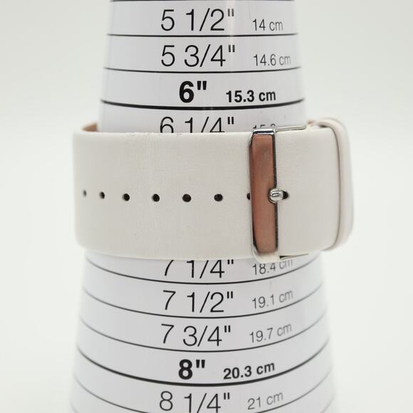 Guess Women Jumbo Crystal Watch 36mm Rectangle Dial White Leather w New Battery - Picture 4 of 15